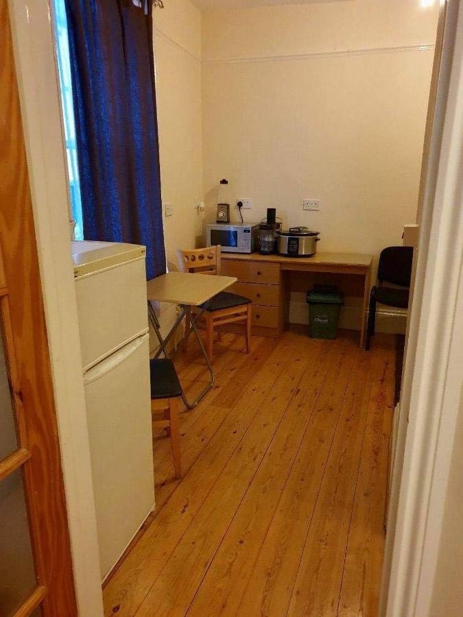 Homeleigh Apartments- Isle Of Wight ライド エクステリア 写真
